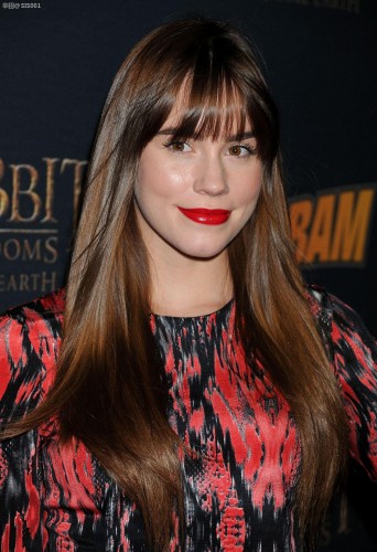 christa-b.-allen-the-hobbit-the-desolation-of-smaug-expansion-kabam-mobile-game-party-december-2013_1.jpg